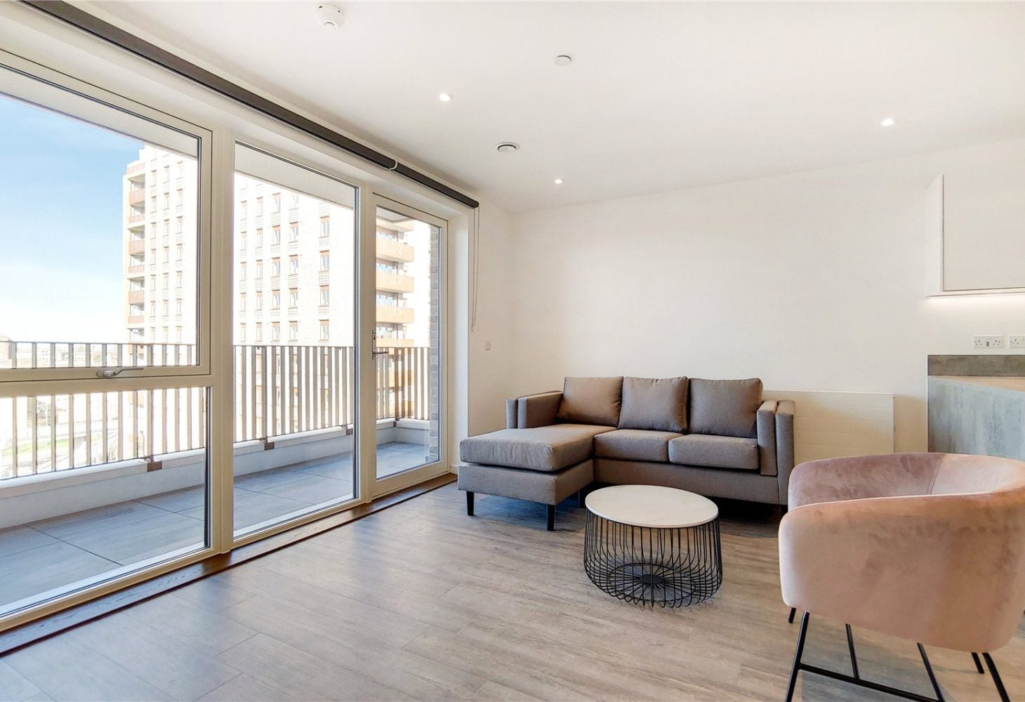 Flat Pegasus Way in Chatham