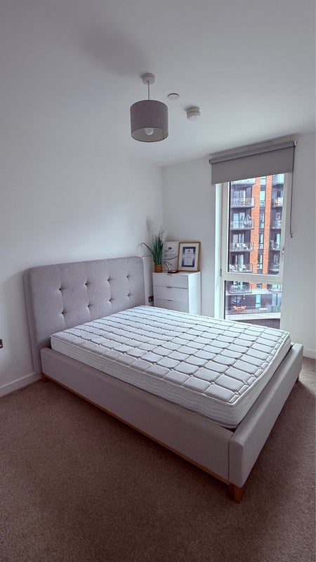 Room Bexley Square in Salford