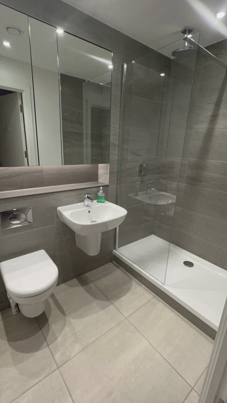 Room Bexley Square in Salford