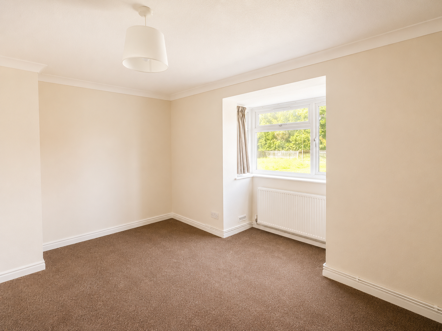 Flat Amwell Place in South Oxfordshire
