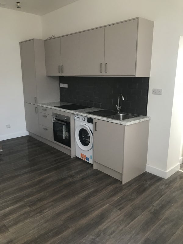 Flat Lydgate Lane in Sheffield