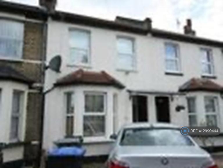 House Peel Road in Greater London
