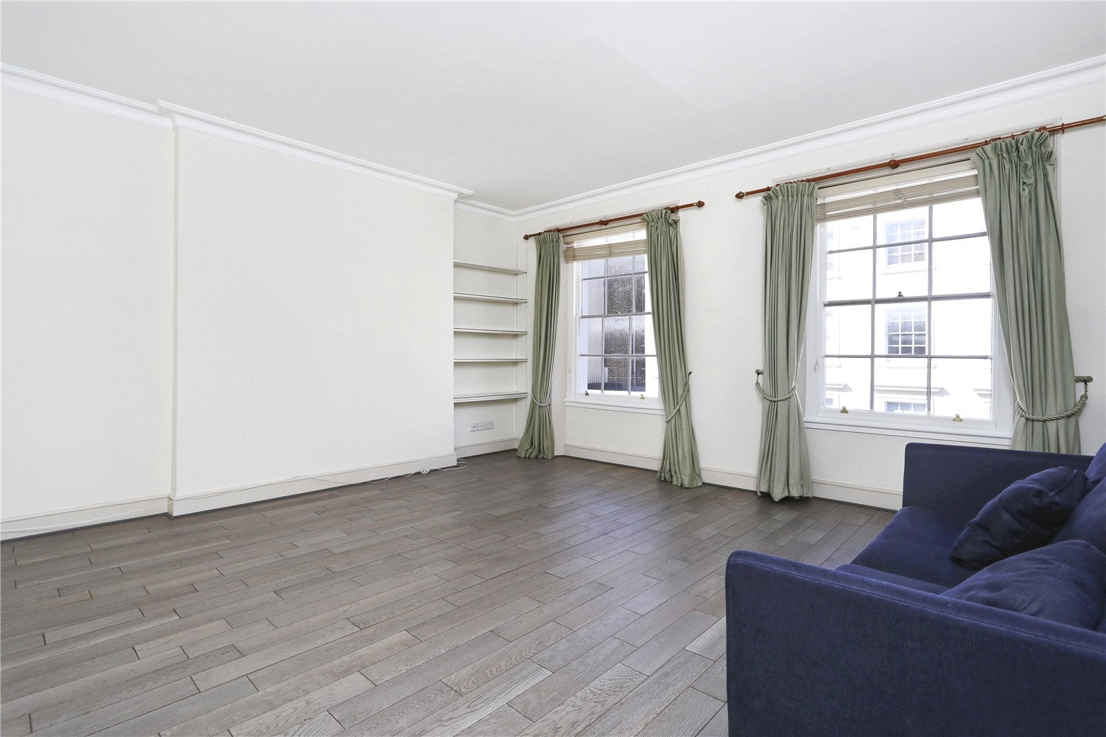 Flat Moreton Street in City of Westminster