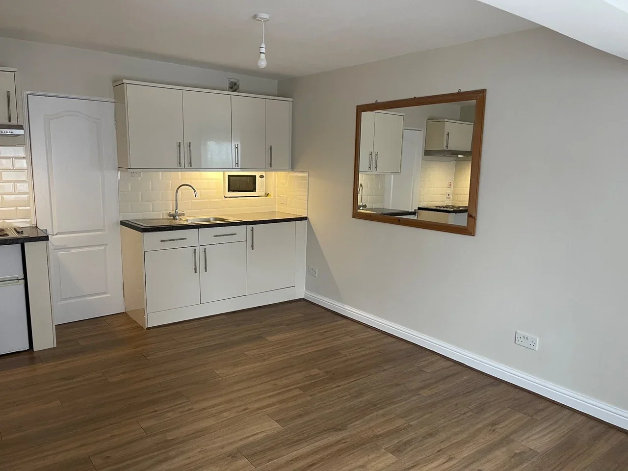 Flat Clonmel Road in Greater London