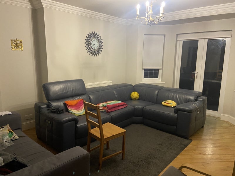 Room Gravel Hill in Greater London