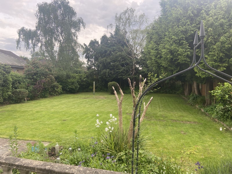 Room Gravel Hill in Greater London
