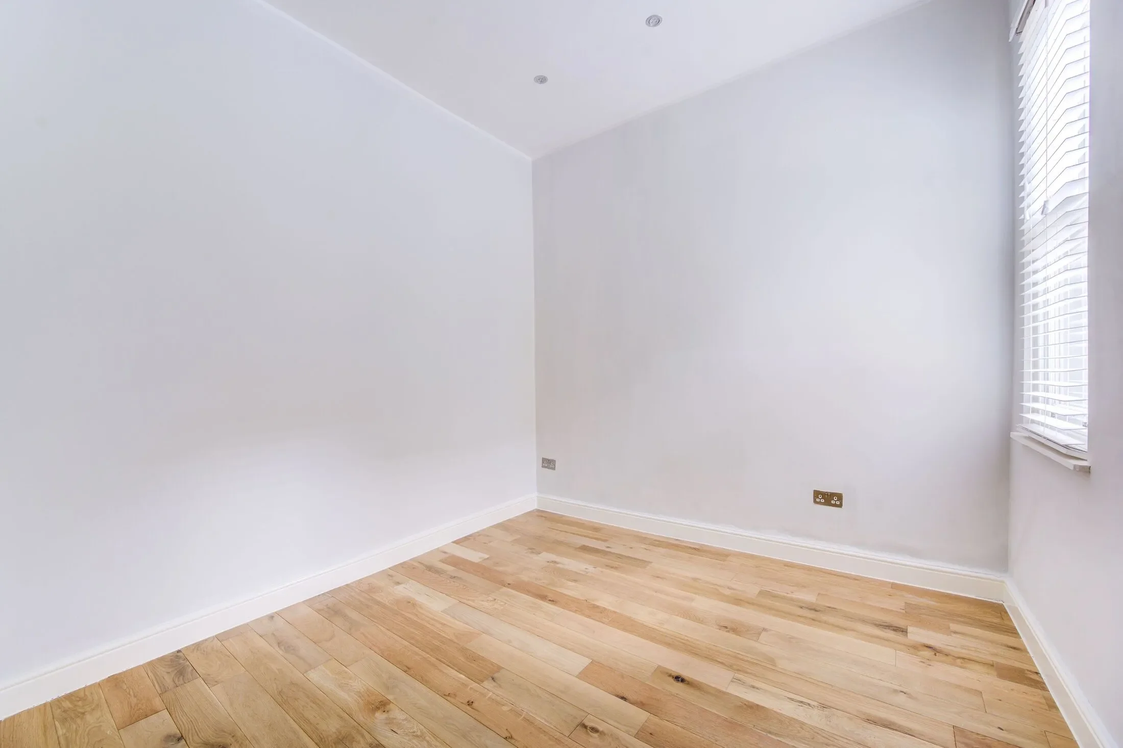 House Greyhound Road in Greater London