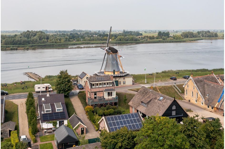 Vrijstaande woning te koop: Nieuwe Veer 41, Streefkerk