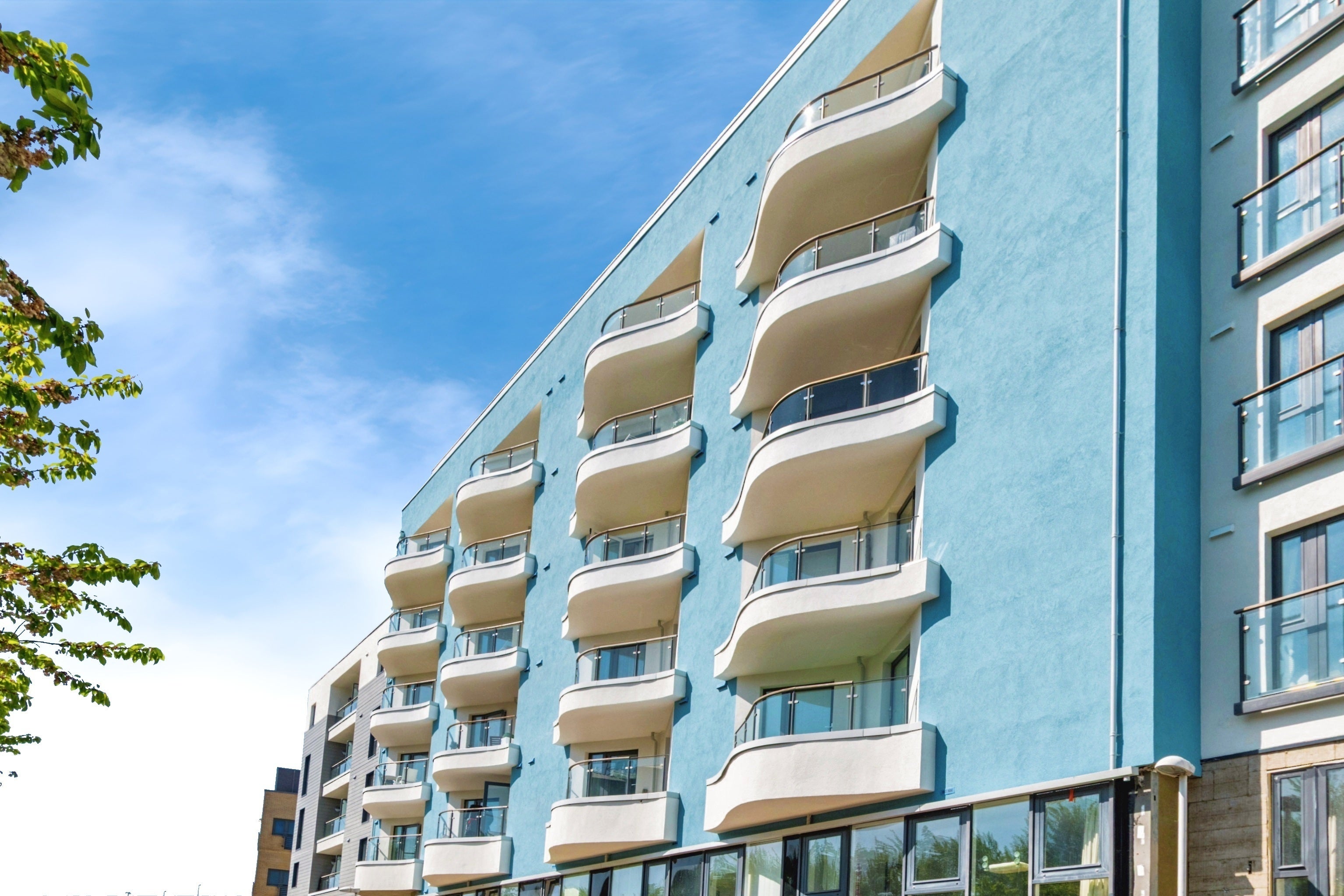 Flat Ocean Way in Southampton