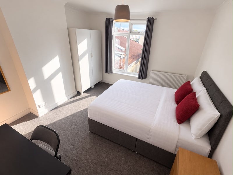 Room Filton Avenue in Bristol