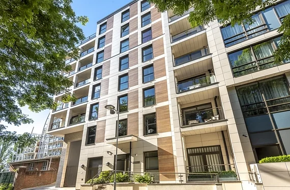 Flat Skerne Road in Greater London