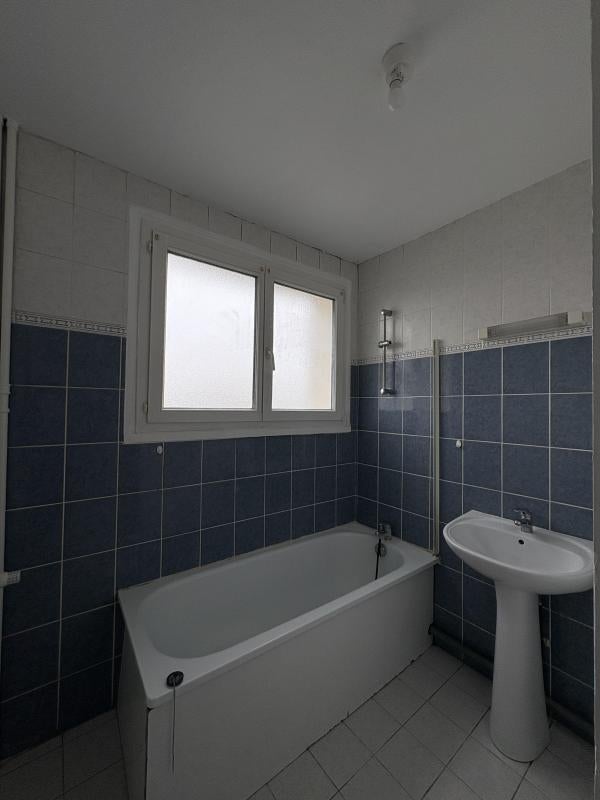Appartement Rue de la Vieille Meuse à Charleville-Mézières