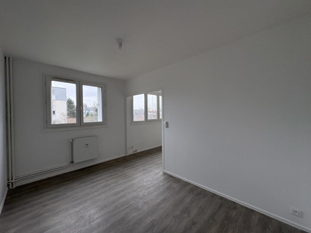 Appartement Rue de la Vieille Meuse à Charleville-Mézières
