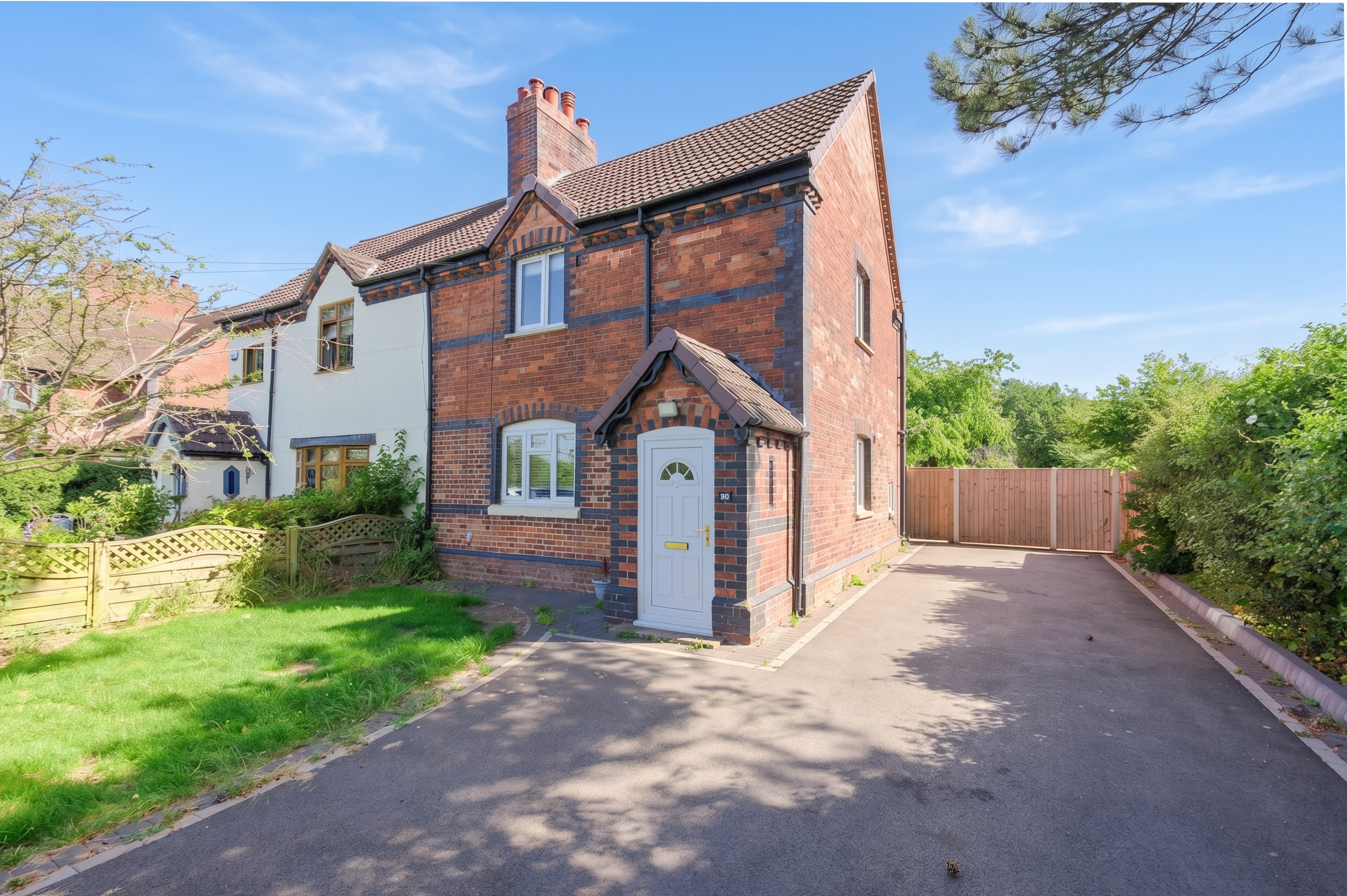 House London Road in Lichfield