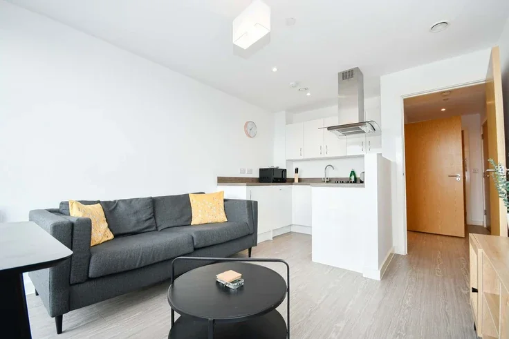 Flat Oldfield Road in Salford