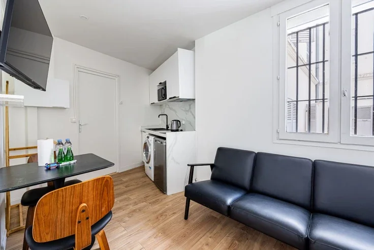Appartement Rue Saint-Blaise à Paris