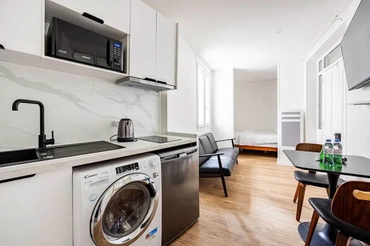 Appartement Rue Saint-Blaise à Paris