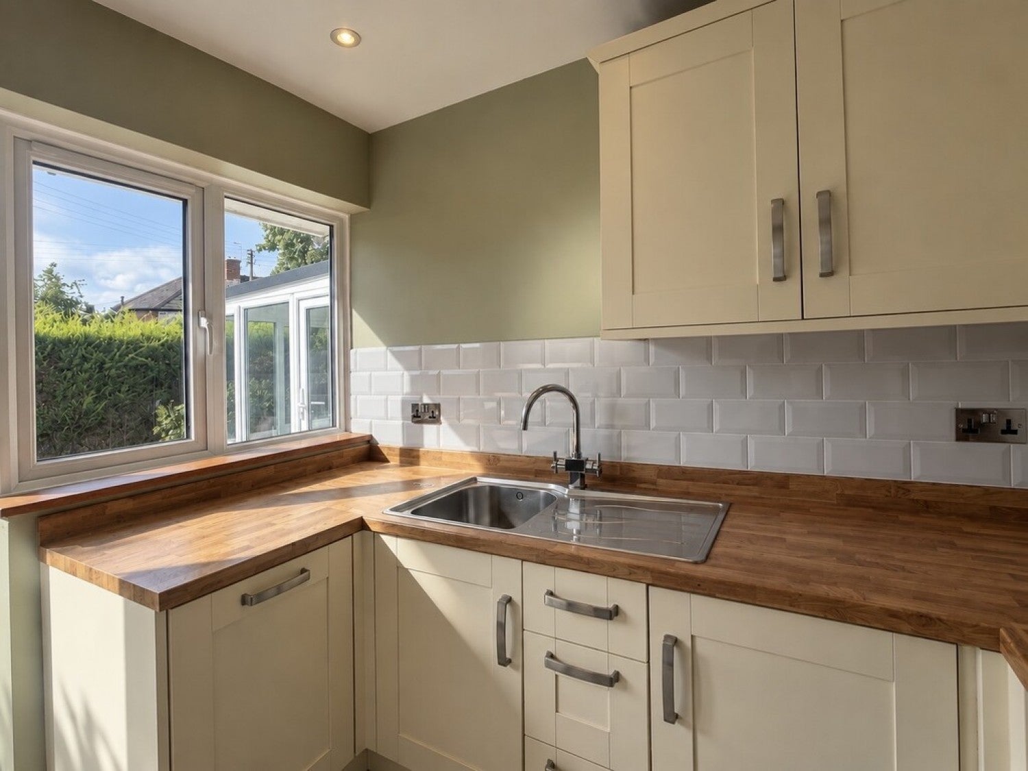 House Jeffs Close in Stratford-on-Avon