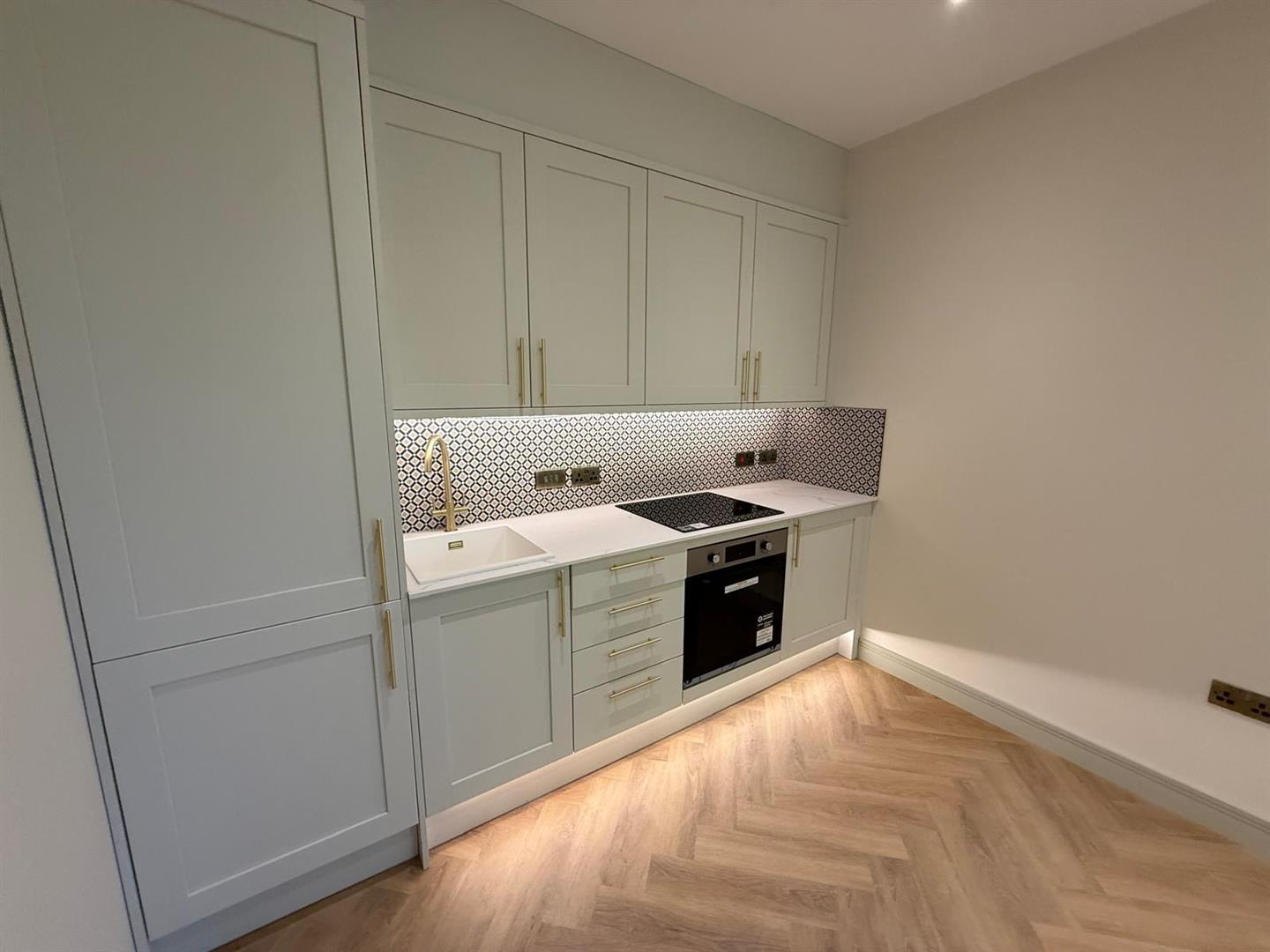 Flat Davigdor Road in Hove