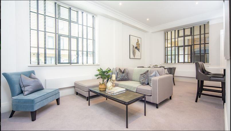 Flat Rainville Road in Greater London