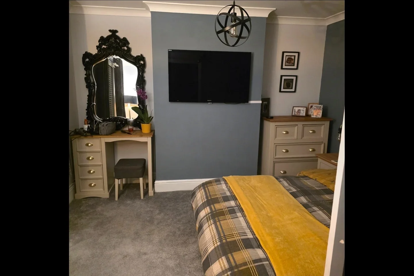 Room Lower Ellacombe Church Road in Torquay