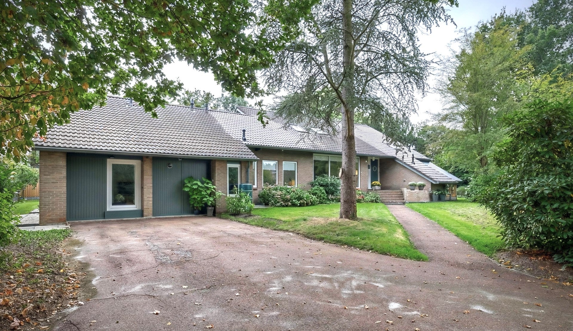 Huis Johan Horalaan 1 in Midwolda