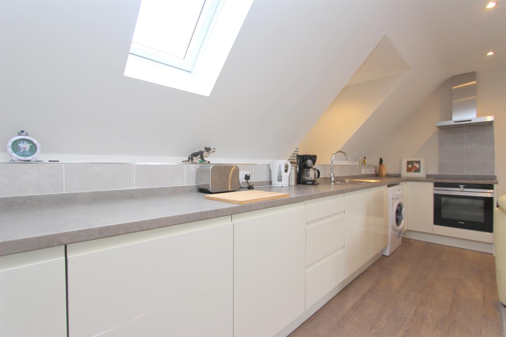 Flat Leckbridge Court in Leighton Buzzard