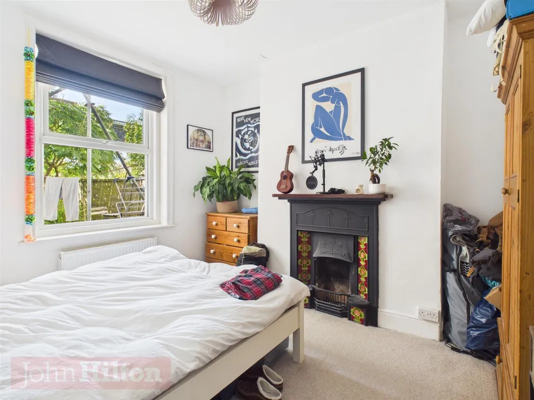 Flat Springfield Road in Brighton