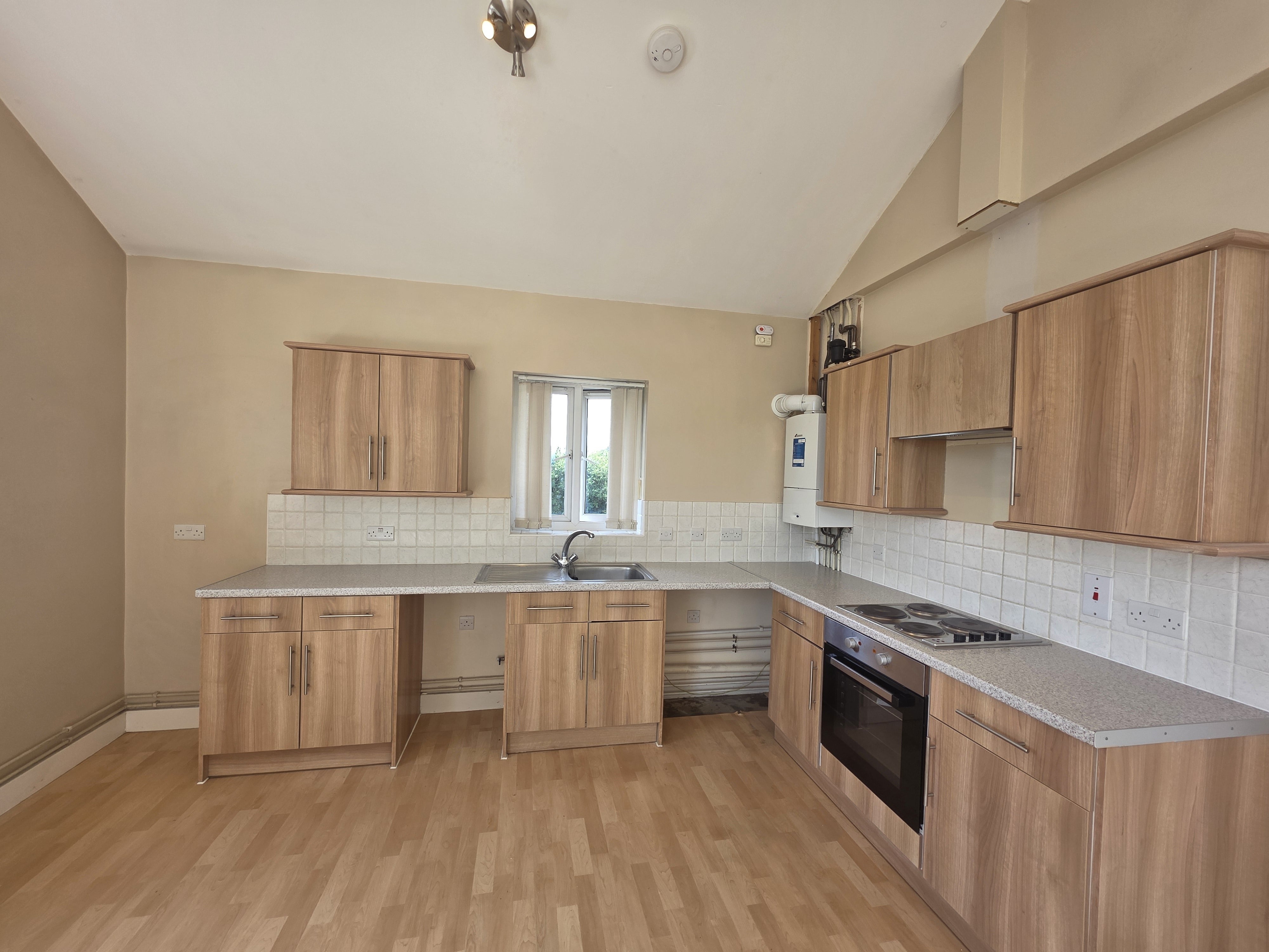 Flat Hackett Place in Hilperton