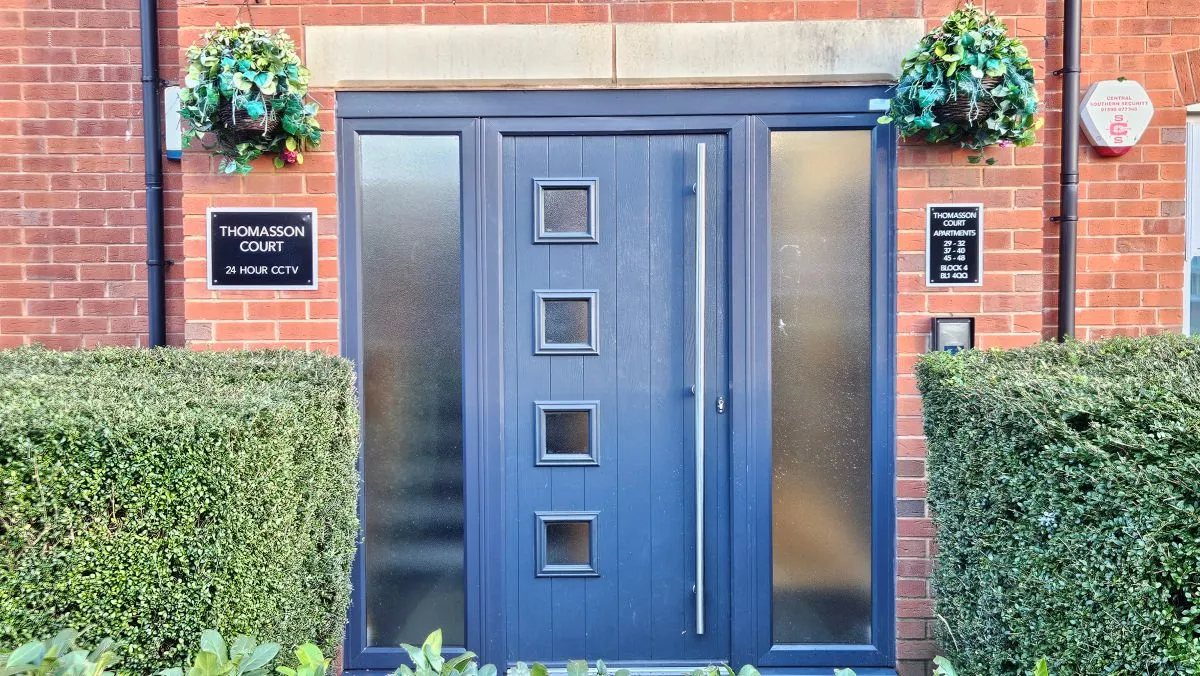 Flat Thomasson Court in Bolton