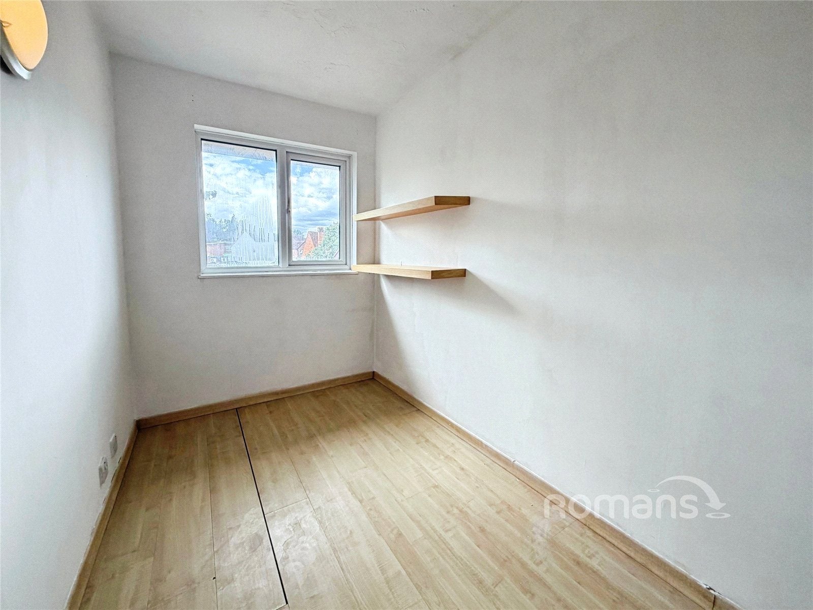 Flat Escott Place in Borough of Runnymede