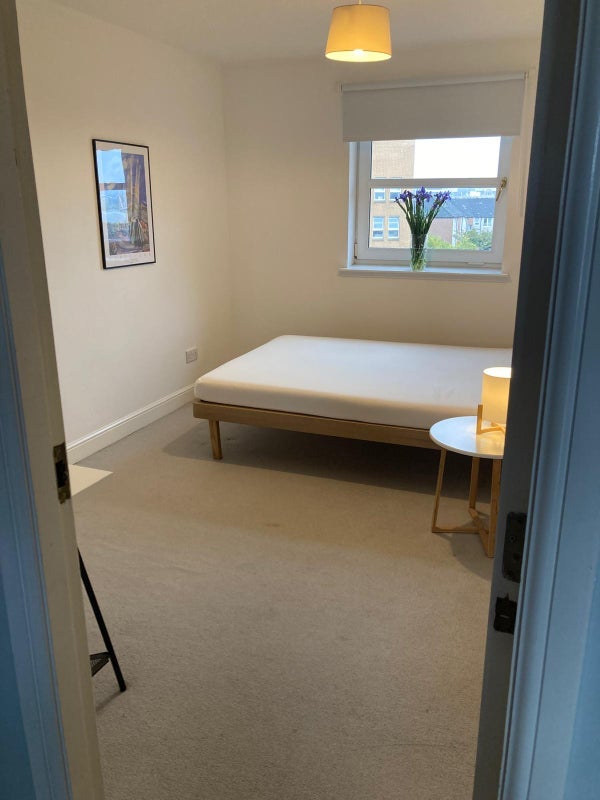 Room Carfrae Street in Glasgow