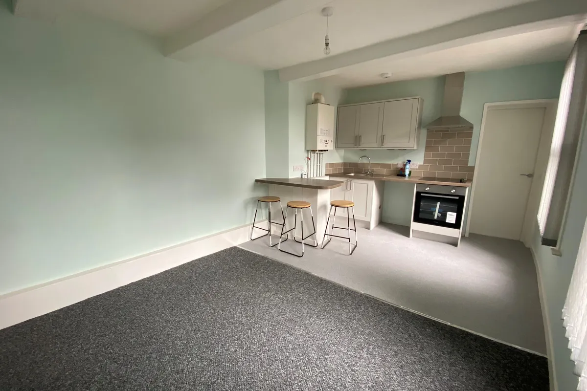 Flat Victoria Square in Derbyshire Dales