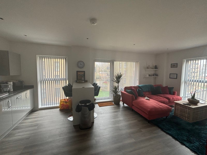 Room Rolfe Terrace in Greater London