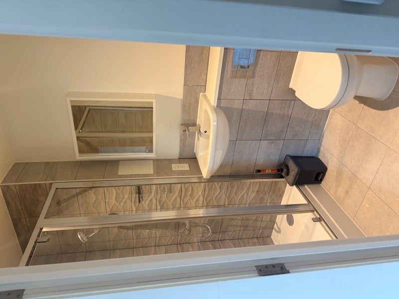 Room Rolfe Terrace in Greater London