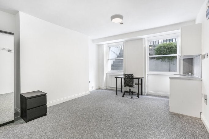 Flat Guilford Street in London