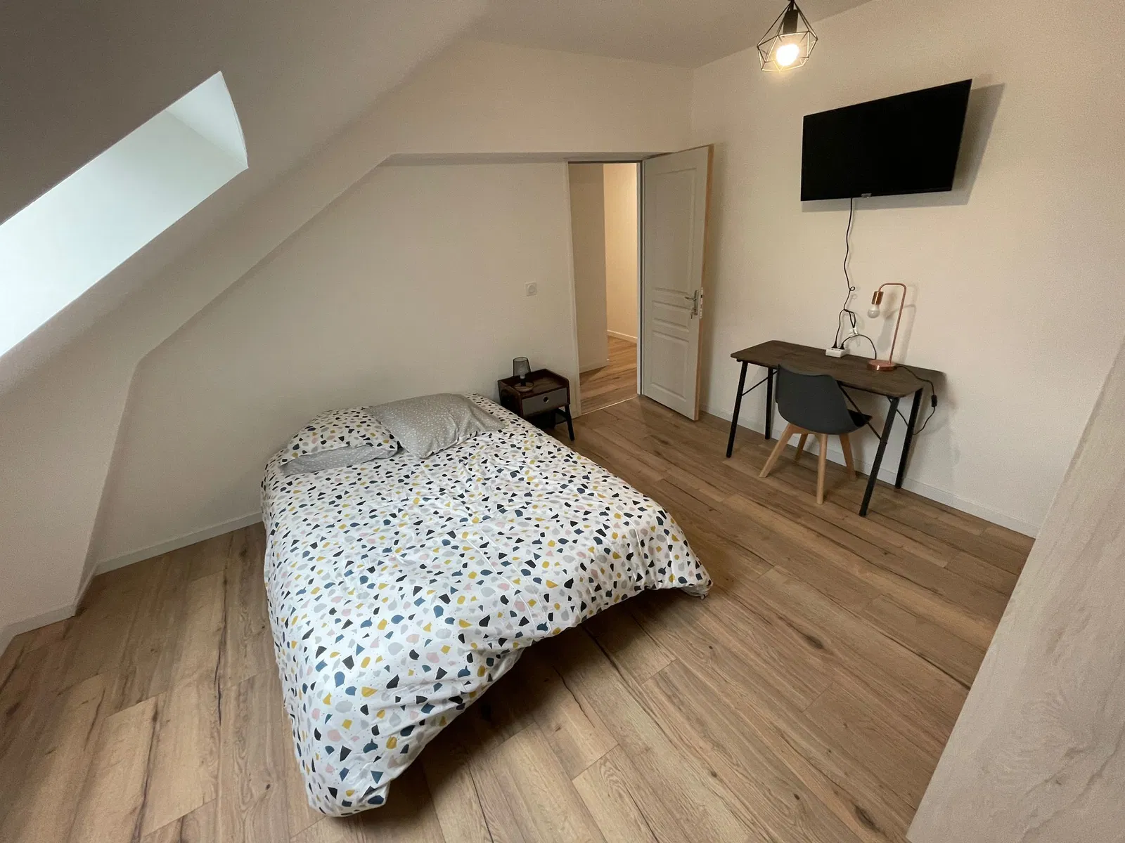 Chambre Rue René Pouteau à Melun