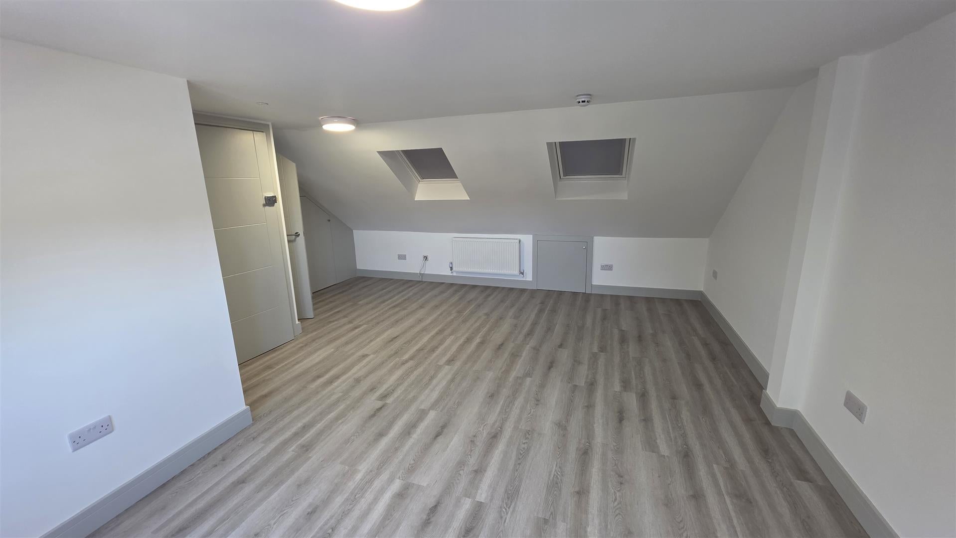 Flat Palgrave Avenue in Greater London