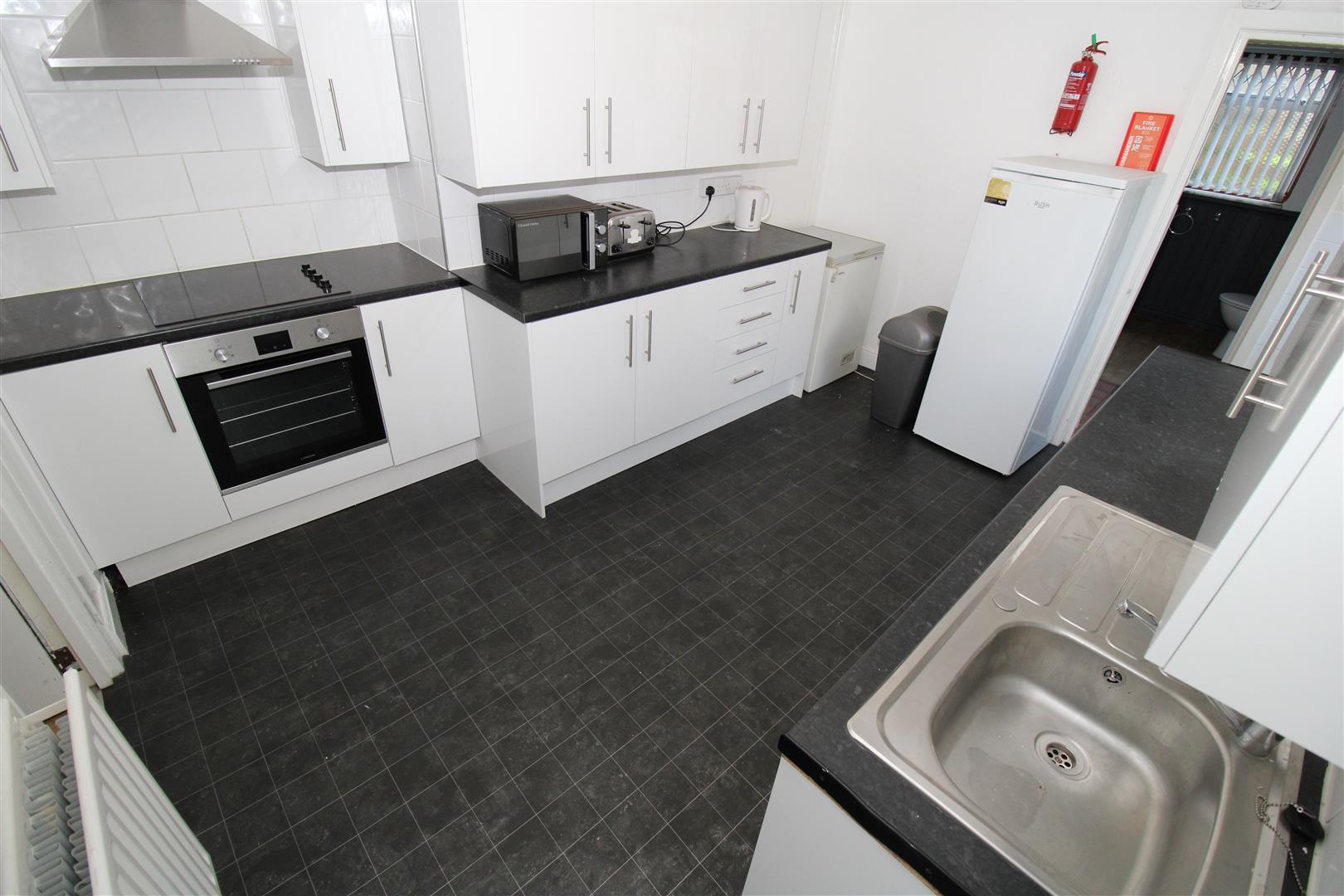 Flat Belle Vue Terrace in Pontypridd