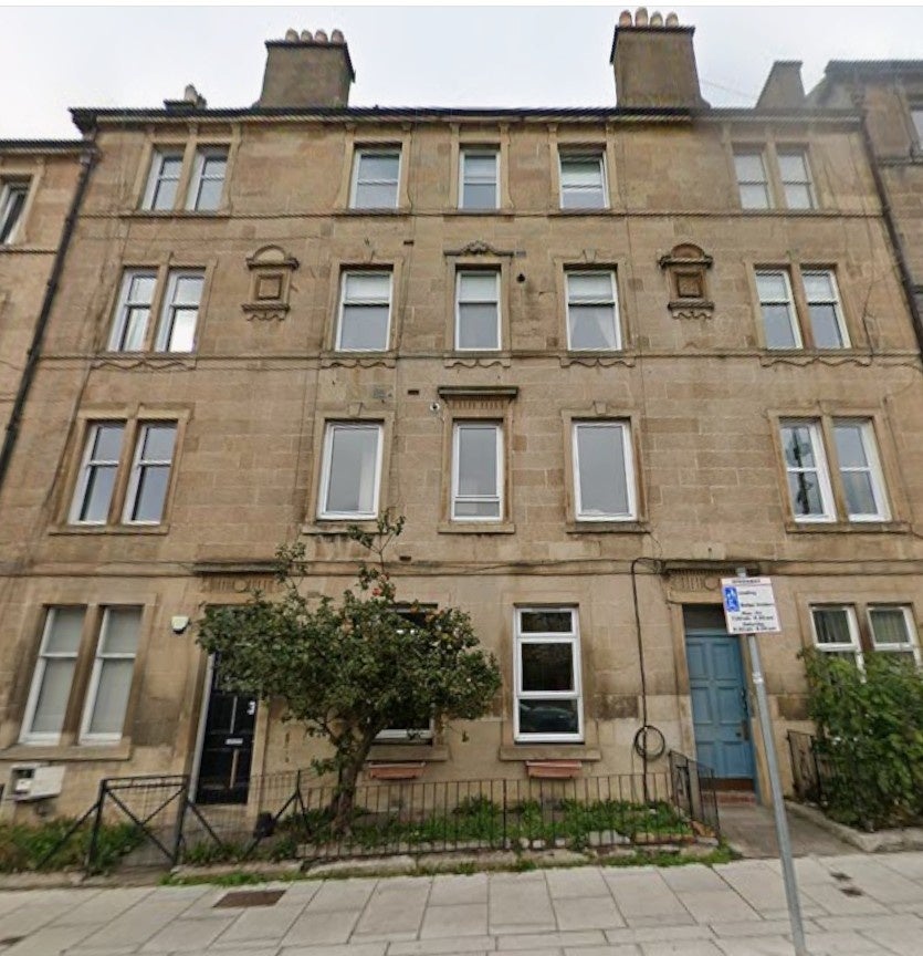 Flat Roseburn Street in City of Edinburgh