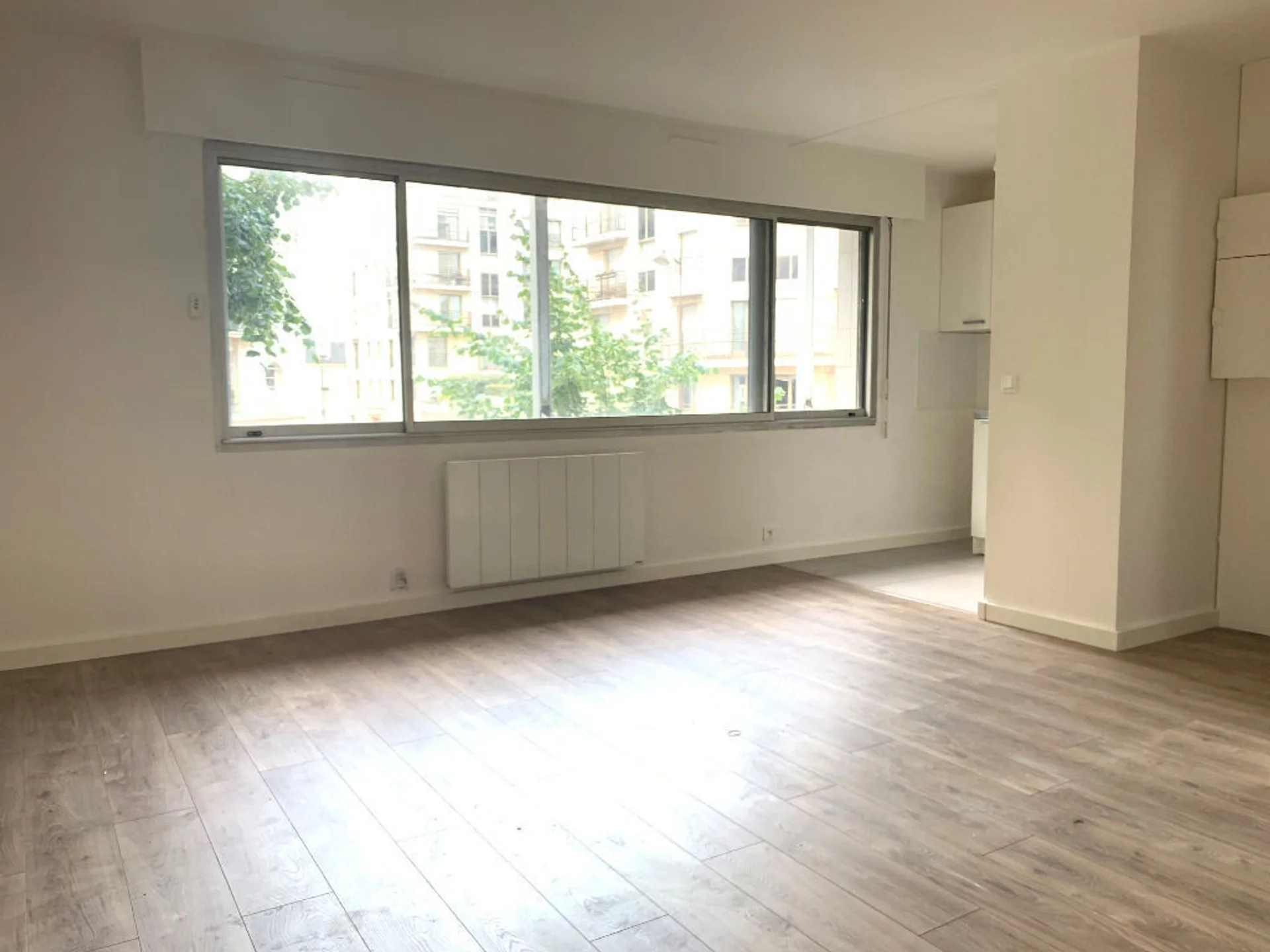 Appartement Rue Saint-Charles à Paris