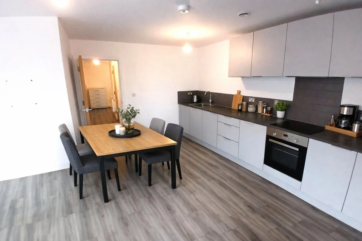 Flat Stapleton Road in Bristol