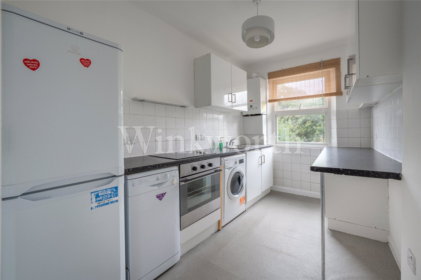Flat Sunningfields Road in Greater London