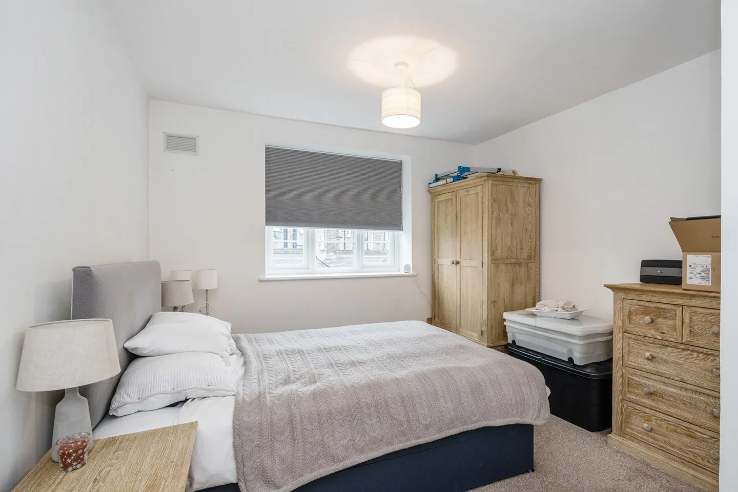 Flat Wincott Street in Greater London
