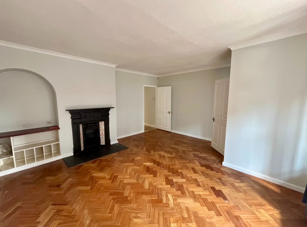 House Park Hall Road in Greater London