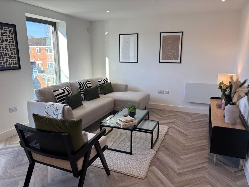 Room The Downs in Trafford