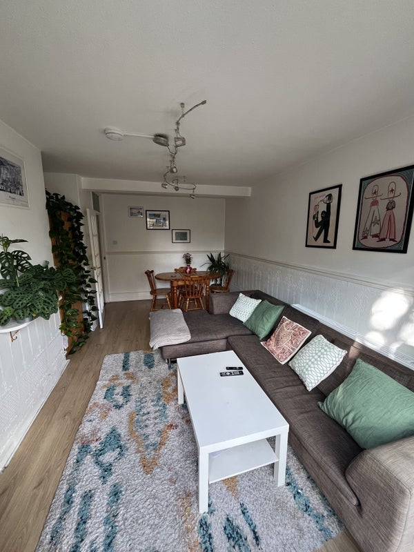 Room Basire Street in Greater London