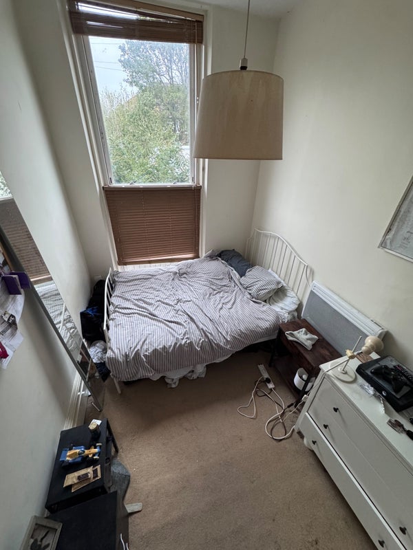 Room Acacia Road in Greater London