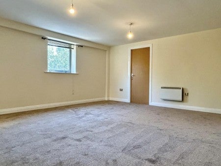 Flat Kentmere Drive in Doncaster