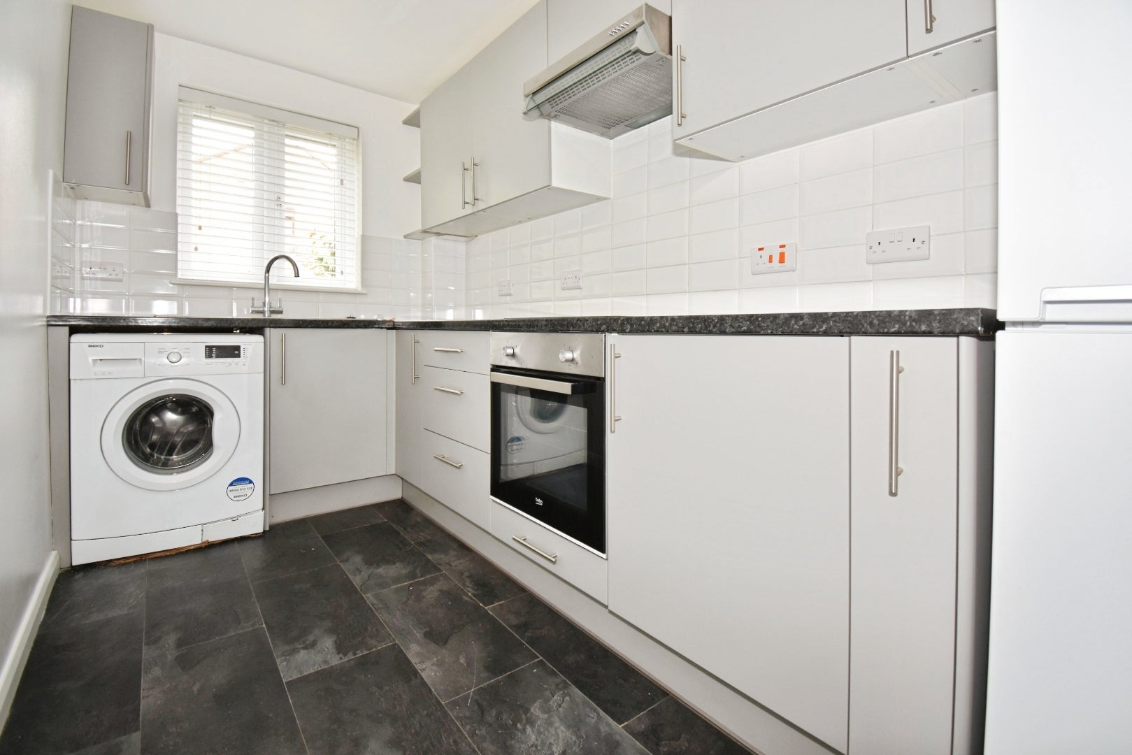 Flat Tresillian Gardens in Eastleigh